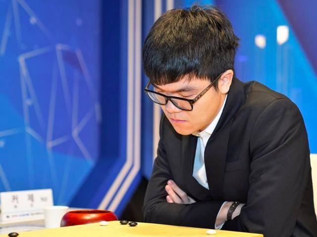中国23岁围棋天才突然发声！无限期退博，曾被指责歧视女性上热搜(1)