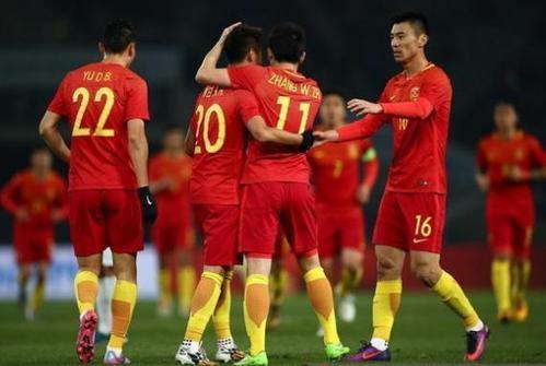 为什么中国足球70至80年代踢得不错，现在不行呢？(6)