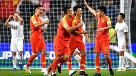 为什么中国足球70至80年代踢得不错，现在不行呢？(7)