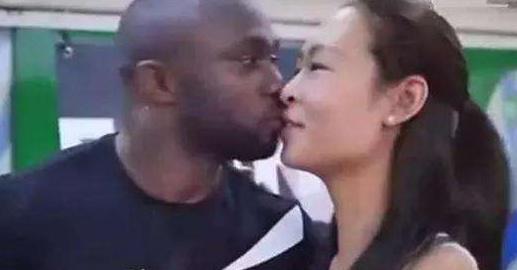 中国美女曾嫁给黑人拳王，现想携娃在国内寻良夫，网友：谁敢接盘(3)