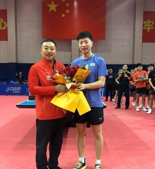 他是中国女乒金牌教练，外号“大满贯之父”！现面临马琳强力冲击(6)