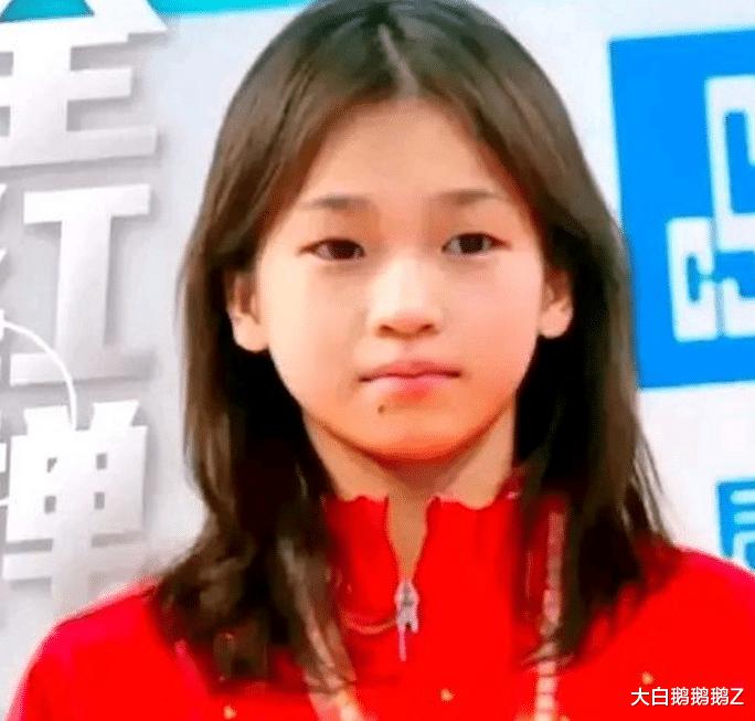 奥运冠军全红禅马上迎来15岁生日，假小子也要变成小姑娘啦！(5)