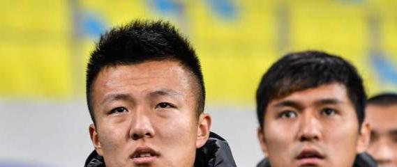 泰山队新赛季定位尴尬的三名年轻人代表，赵剑非、段刘愚、黄聪(1)