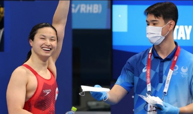1岁被中国父母遗弃，现成奥运冠军，如今亲生父母后悔连道歉(1)