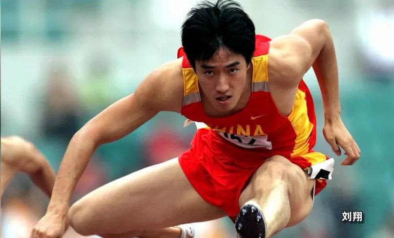 三破世界纪录，创造“中国高度”的跳高天才，却被寄刀片和吊绳(38)