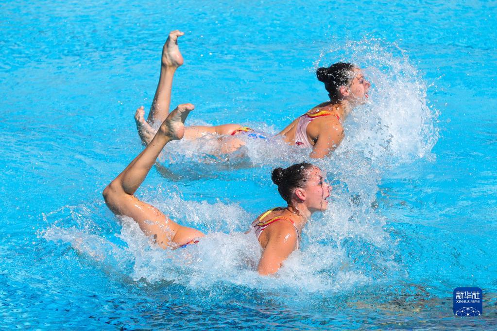 花样游泳世锦赛：乌克兰队集体托举决赛成功夺金(4)