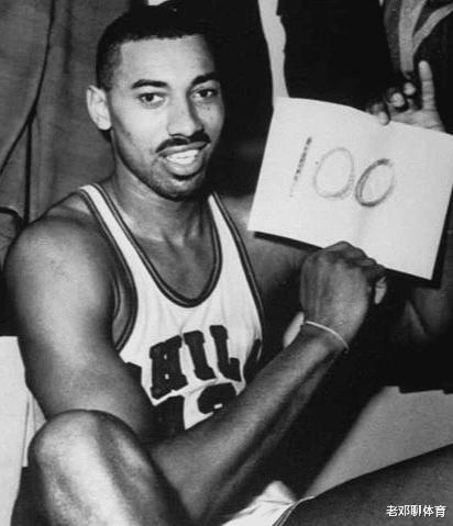 NBA被尘封10大纪录，张伯伦100分领衔 詹姆斯“311”(3)
