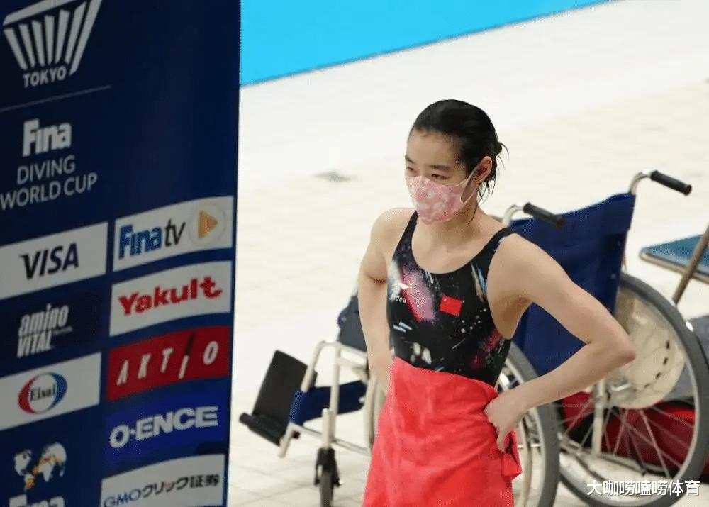 重大失误！20岁跳水世界冠军获中国队首枚铜牌，赛后含泪哽咽(5)