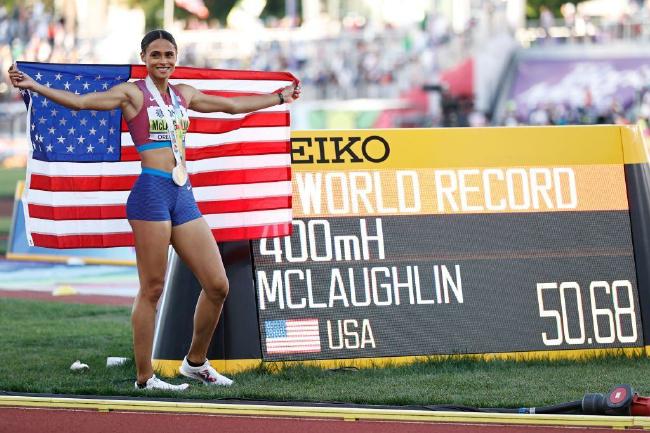 50秒68！麦克劳林女子400米栏破世界纪录夺冠(1)