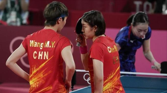 WTT称赞王曼昱：最好的女子双打球员，堪称完美，2个原因让人信服(4)