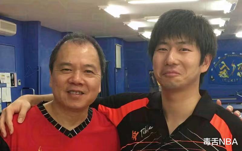 他是国乒奥运冠军第一人，退役后入日籍，如今已成日本乒乓球教父(10)