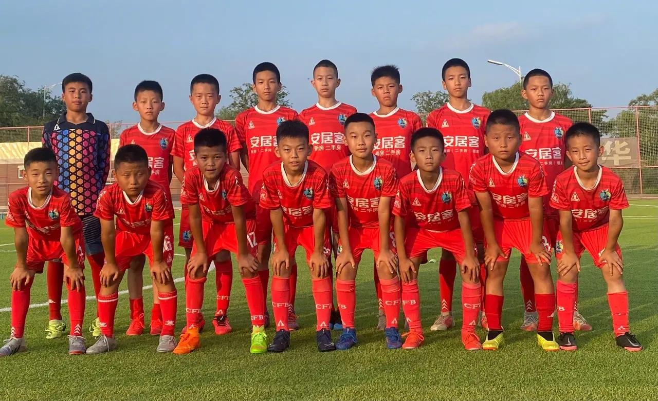 董路哭了，他的足球小将到了退役年龄，13岁之殇困扰中国足球(3)