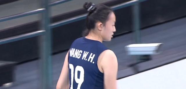 轻松3-0！中国女排5连胜晋级半决赛 速战速决拒绝爆冷(3)
