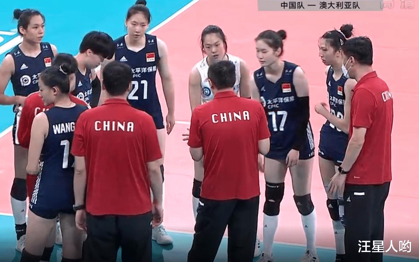 3-0！中国女排吊打澳大利亚，连续两局25-8，队内“超新星”诞生(2)