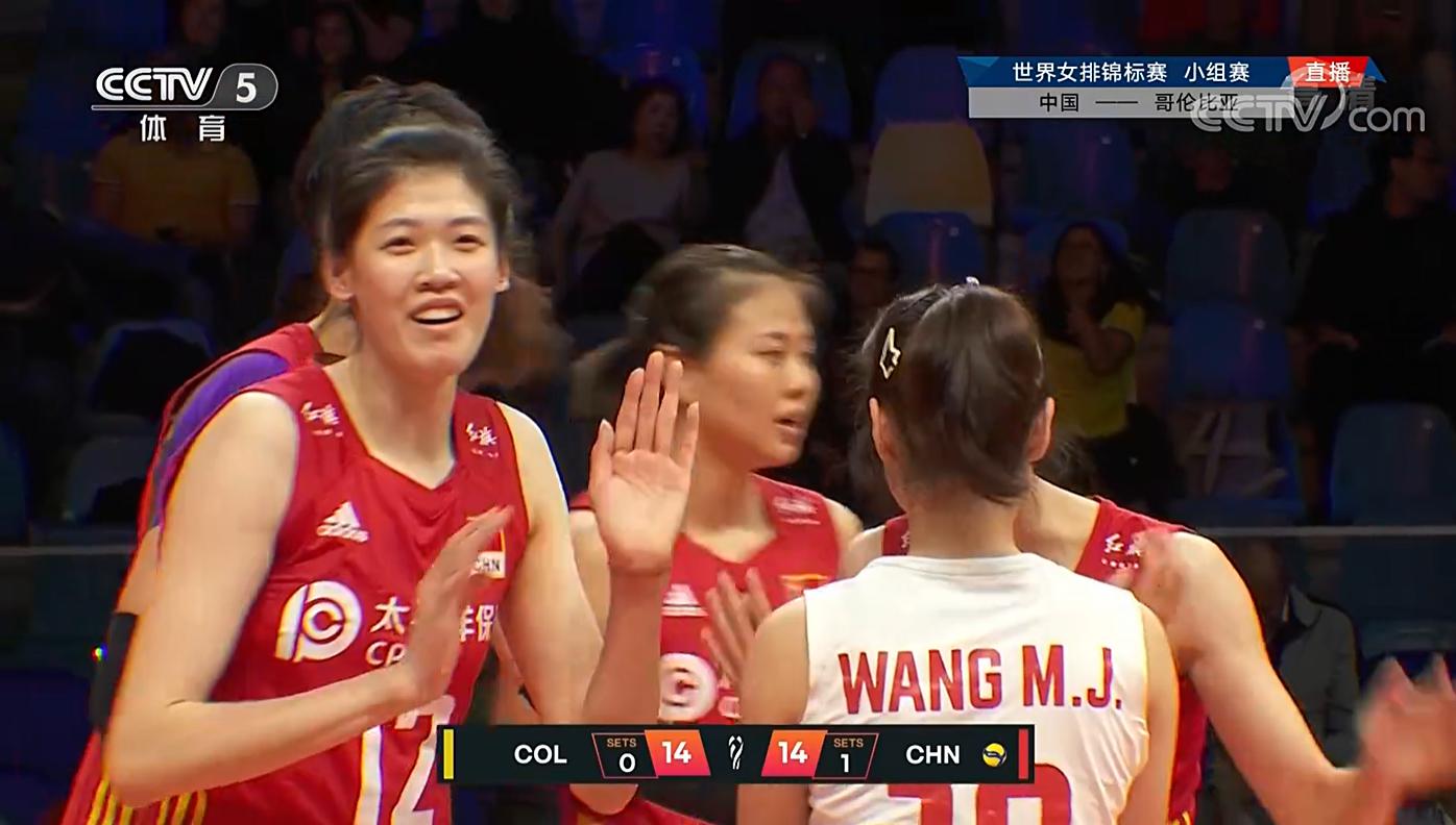 中国女排3-0，2连胜！2人渐入佳境，1人状态堪忧，对手主帅暴怒(1)
