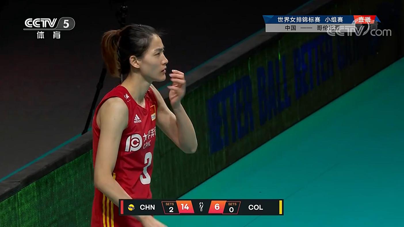 中国女排3-0，2连胜！2人渐入佳境，1人状态堪忧，对手主帅暴怒(5)