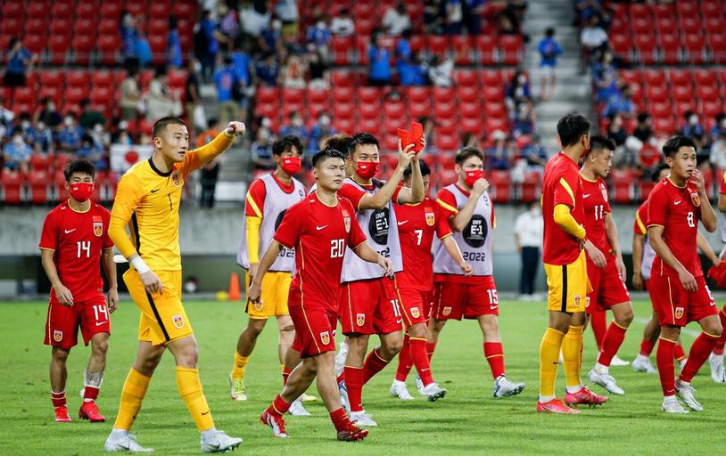 悲喜“月”！4-0、3-0！苦主越南队起飞，中国队苦：“一赛难求”(3)