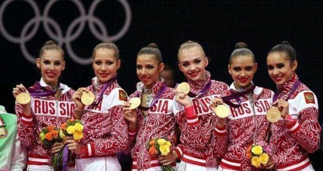背叛祖国！俄罗斯奥运冠军不听劝入美国籍，高调办派对庆祝入籍(1)