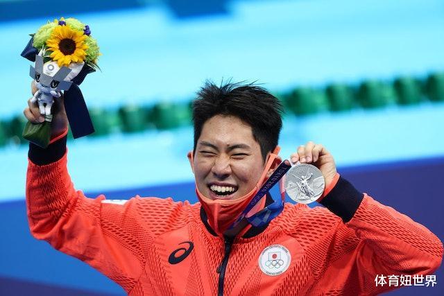 新蝶王！日本新星刷新200米蝶泳世界纪录，原纪录保持者大喊太快了(3)
