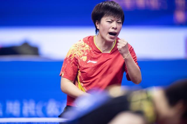 王艺迪4比3险胜王曼昱 首获全国锦标赛女单冠军(1)