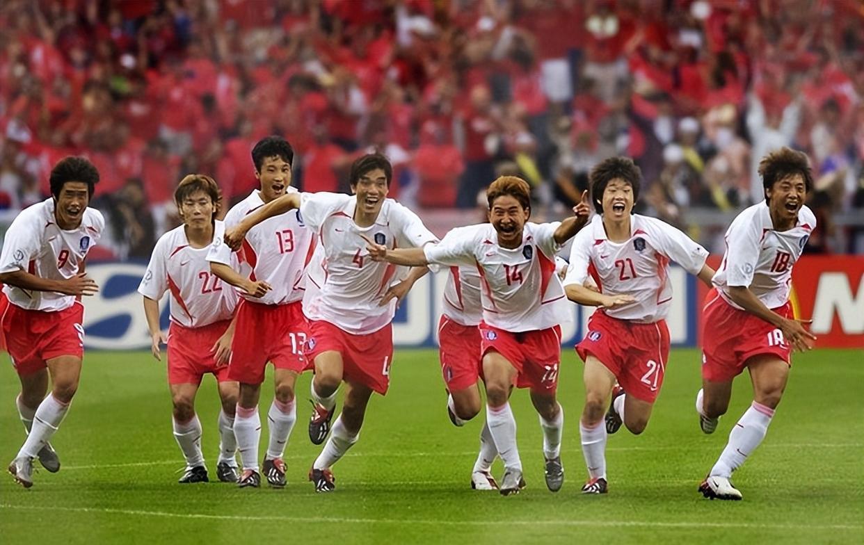 让球迷忘不了的黑幕！关于韩国足球，我想说的是2002年的争议判决