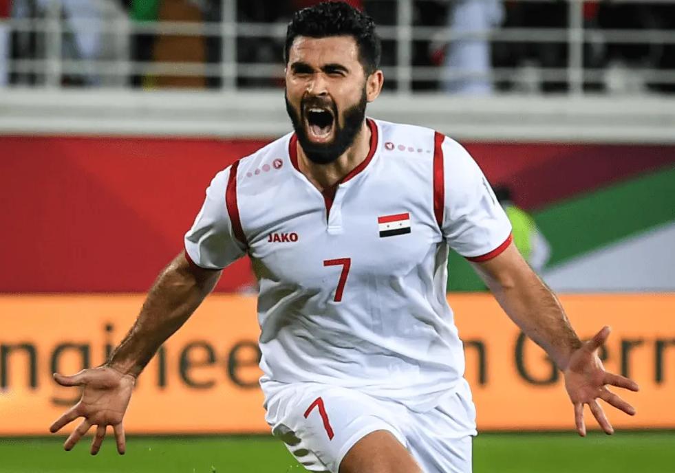 伊朗11名球员踩红线，或将面临重罚危及前程，用足球表达不好吗(4)