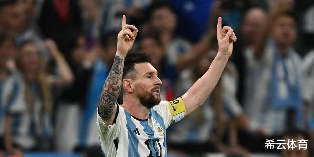 难得！阿根廷在晋级时，梅西气愤地发出声音，当众轰炸国际足联或者受到重罚(1)
