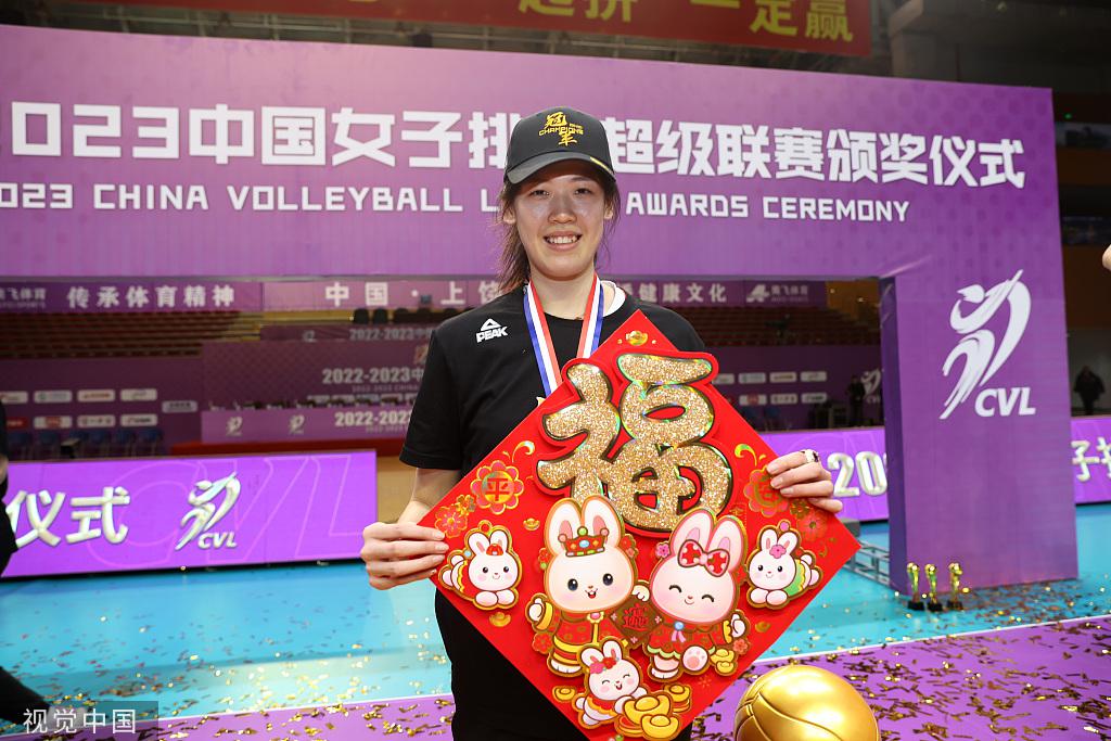 体坛联播｜中国女足留洋球员表现出色，郭艾伦总得分历史第十(4)