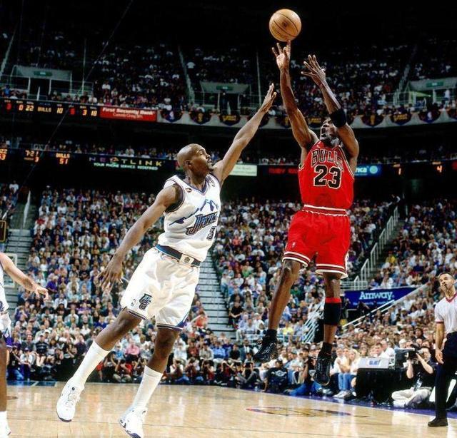 NBA最难打破的五大纪录，麦迪35秒13分落选，榜首已成历史奇迹！(5)