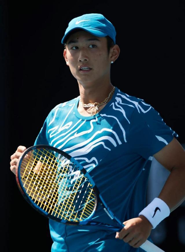 翻译：ATP世界排名热榜：吴易昺为中国男网拓荒+上升空间很多亮眼(15)