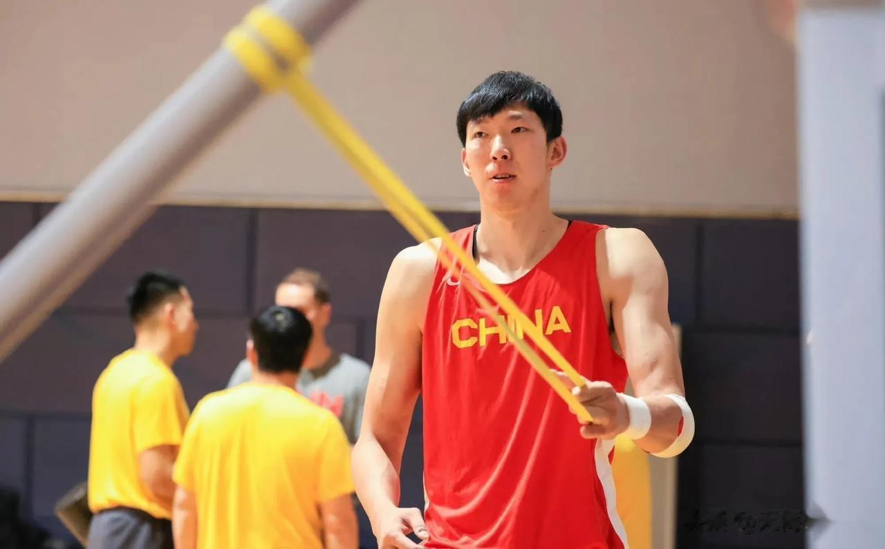 2月17日，中国篮协官方宣布，
因注册违规，新疆队一年内限制注册新运动员，同时禁