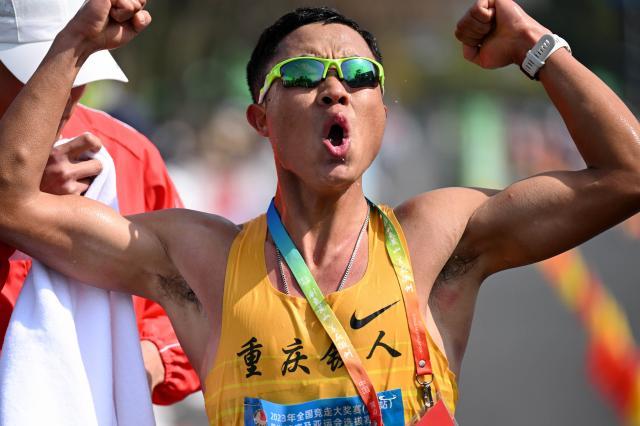 打破男子35公里竞走亚洲纪录 贺相红跻身历史第二(1)
