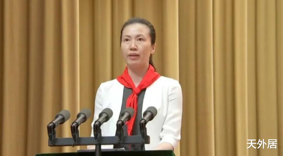 官方：中国女排奥运冠军周苏红任团省委书记，44岁的正厅级领导(3)