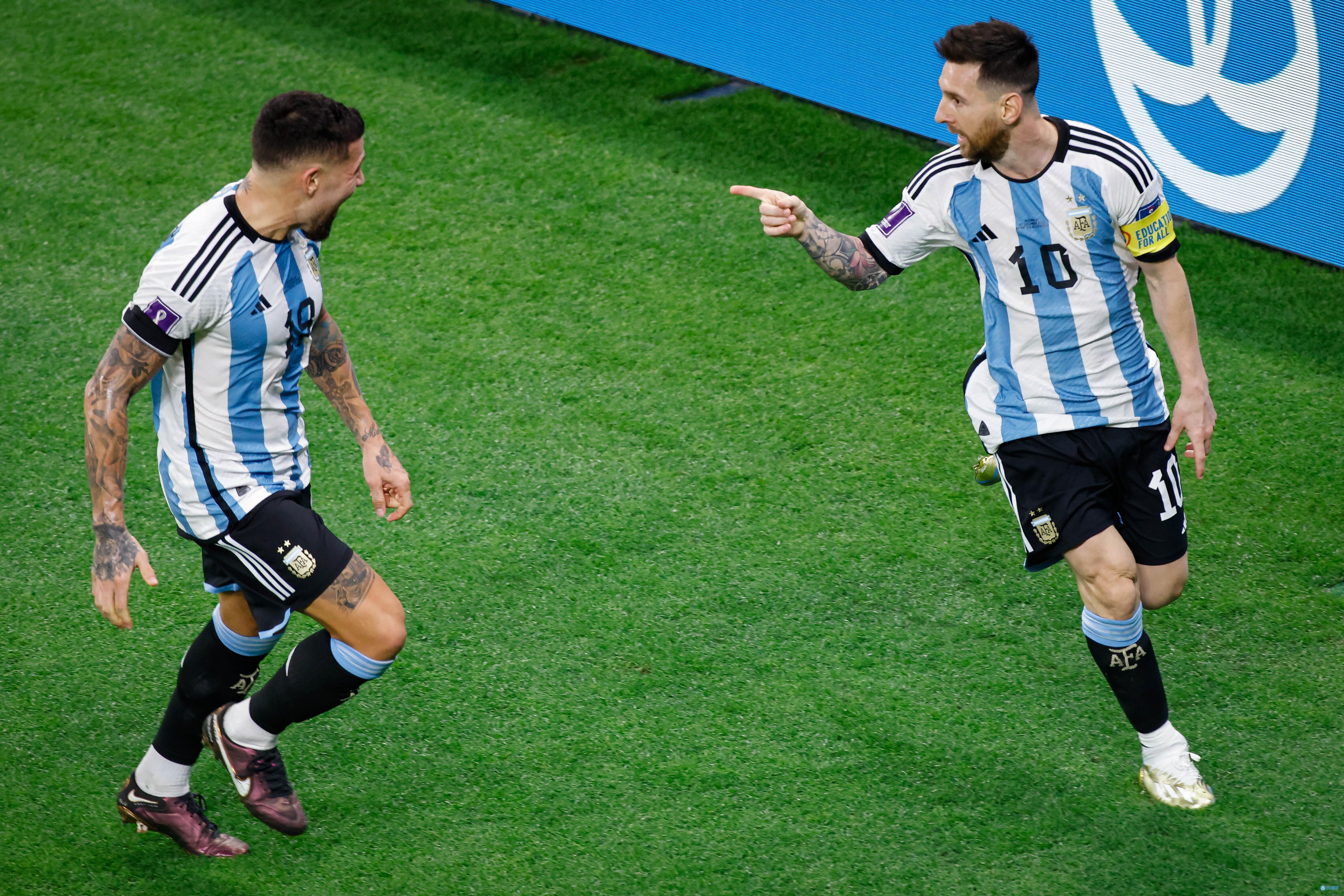 阿根廷过往8次面对澳大利亚6胜1平1负，世界杯1/8决赛2-1取胜