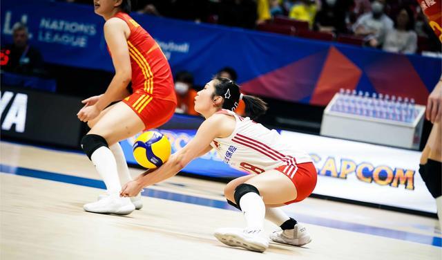 世界女排联赛观感：中国女排队员起伏太大，奥运资格赛非常艰险(7)
