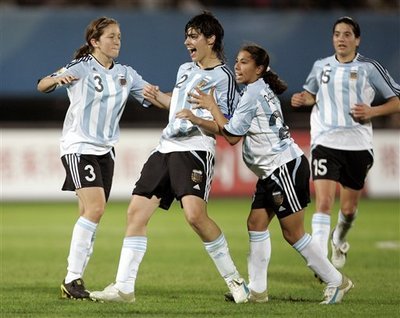7/23精析两场比赛：意大利女足 VS 阿根廷女足 天狼星 VS 米亚尔比(2)