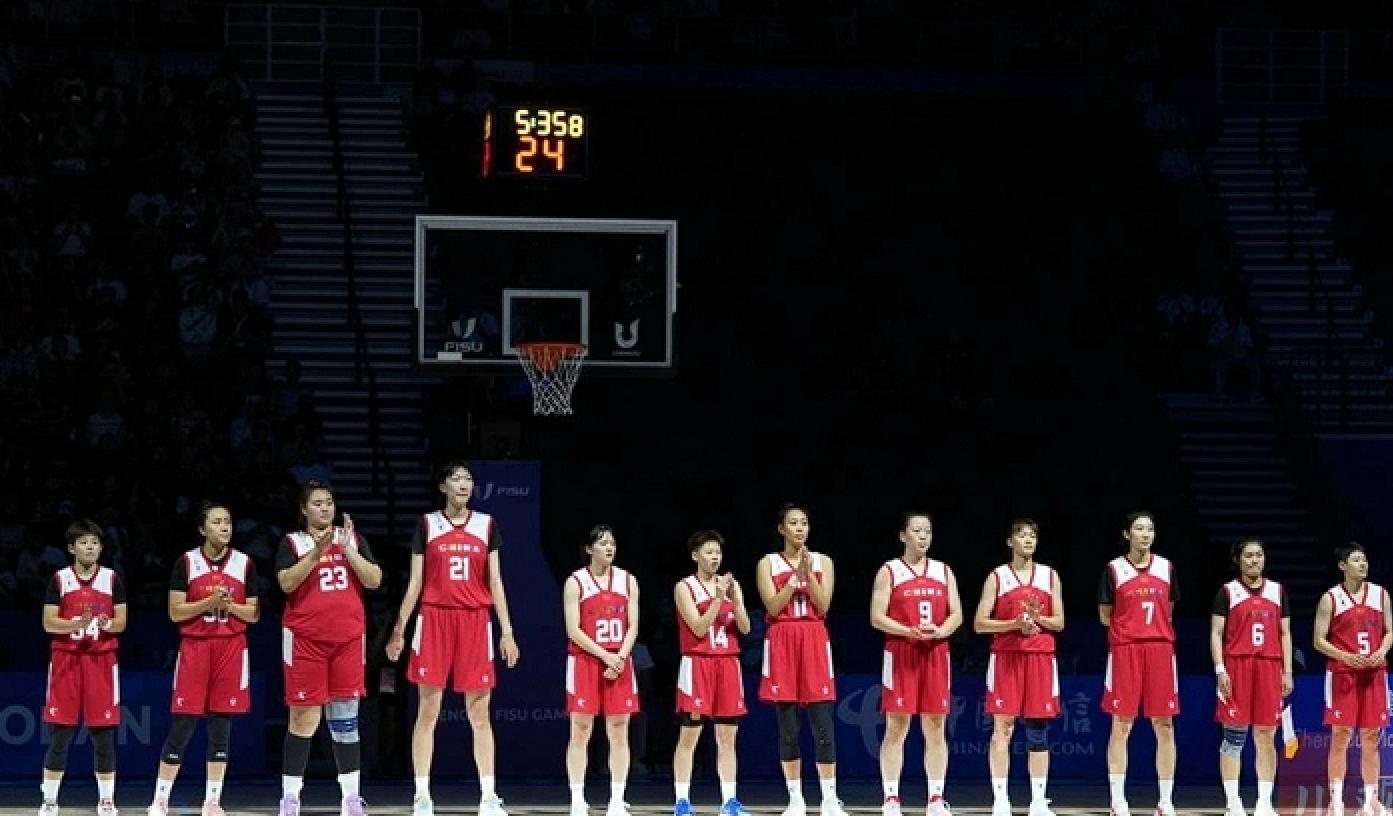 含金量十足！中国女篮击败日本，全胜夺得金牌，为男篮雪耻(6)