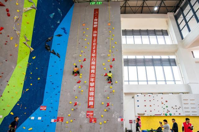 云南省青少年攀岩锦标赛落幕 60余名运动员参赛(3)