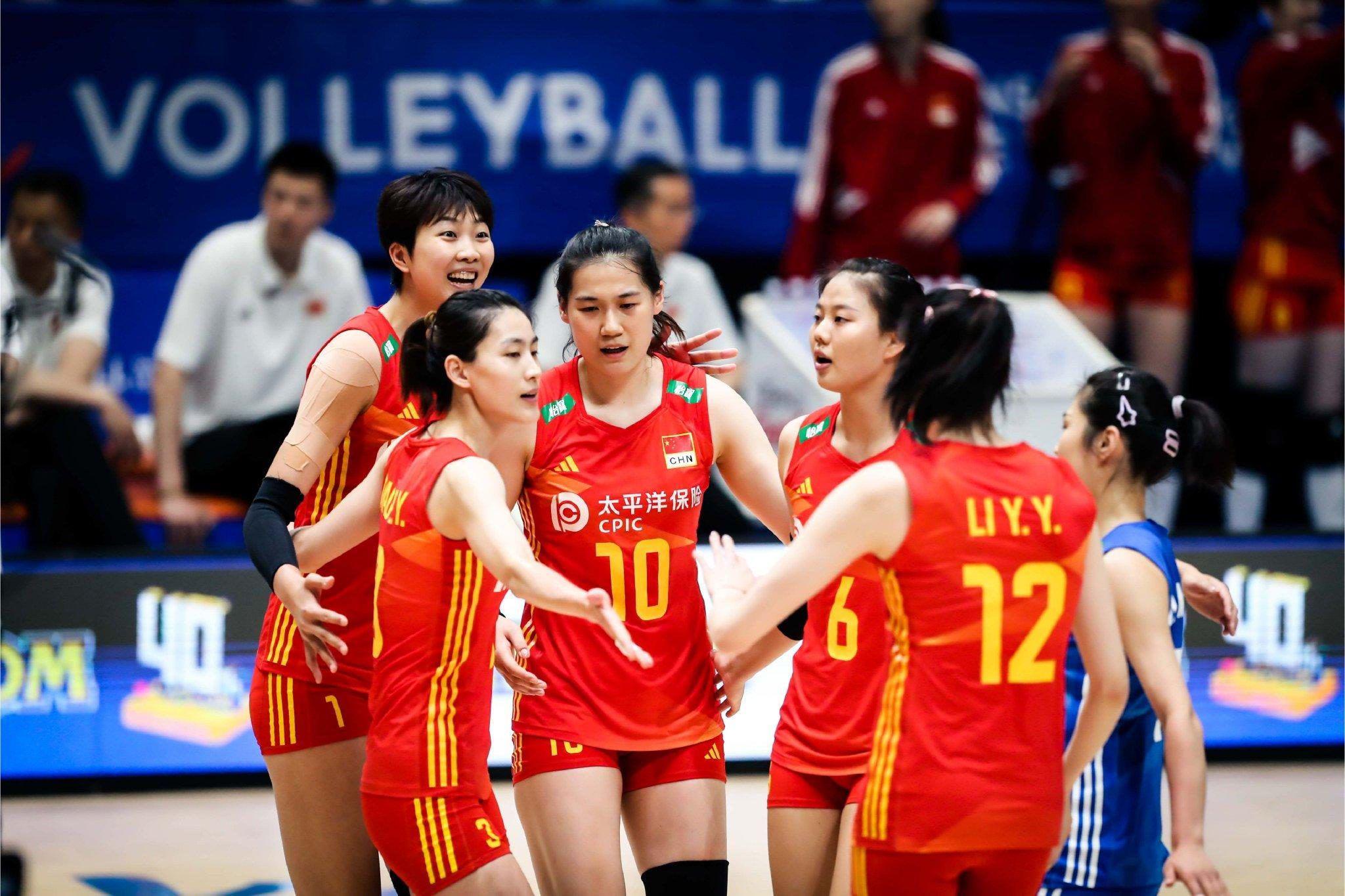 排协确认，中国女排亚锦赛名单有变，冠军主攻离队(2)