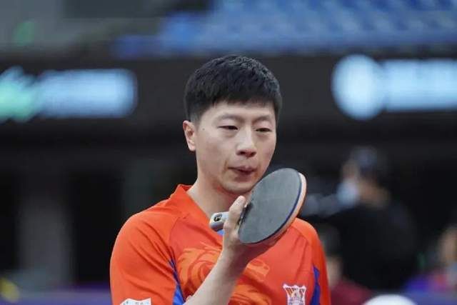 乒乓球亚锦赛最新动态，马龙意外退赛，王皓无奈临时换人(4)