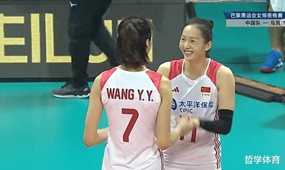 中国女排3-0胜！1人表现糟糕，2人表现及格，3人表现完美(2)