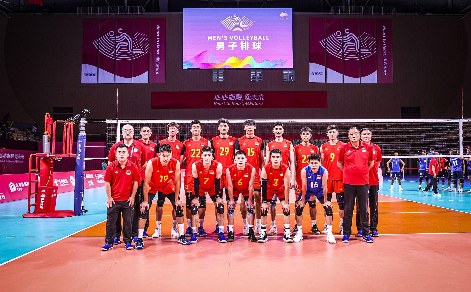 亚运男排积分榜！中国男排以A组第一晋级，3-0完胜哈萨克斯坦