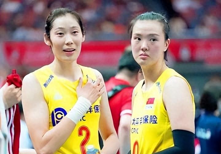 女排奥运资格赛爆大冷！中国女排被逼进绝境，将面临提前出局风险(12)