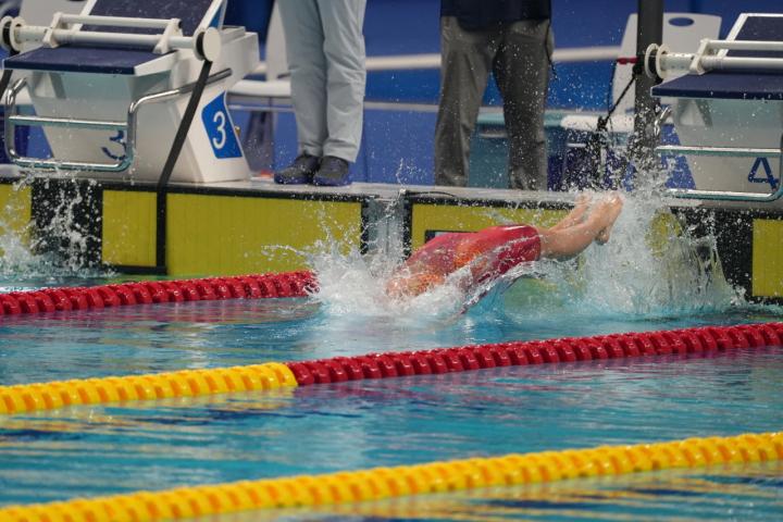 女子200米仰泳预赛，中国队彭旭玮、柳雅欣携手进入决赛（组图）(3)