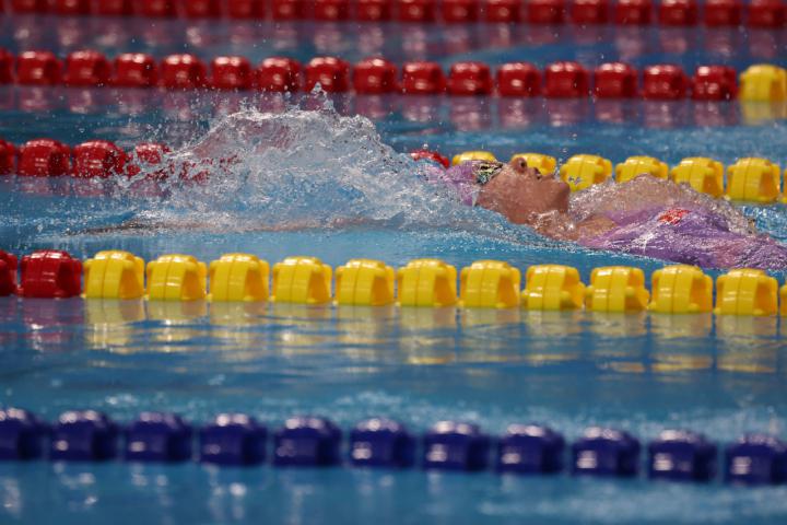 女子200米仰泳预赛，中国队彭旭玮、柳雅欣携手进入决赛（组图）(6)