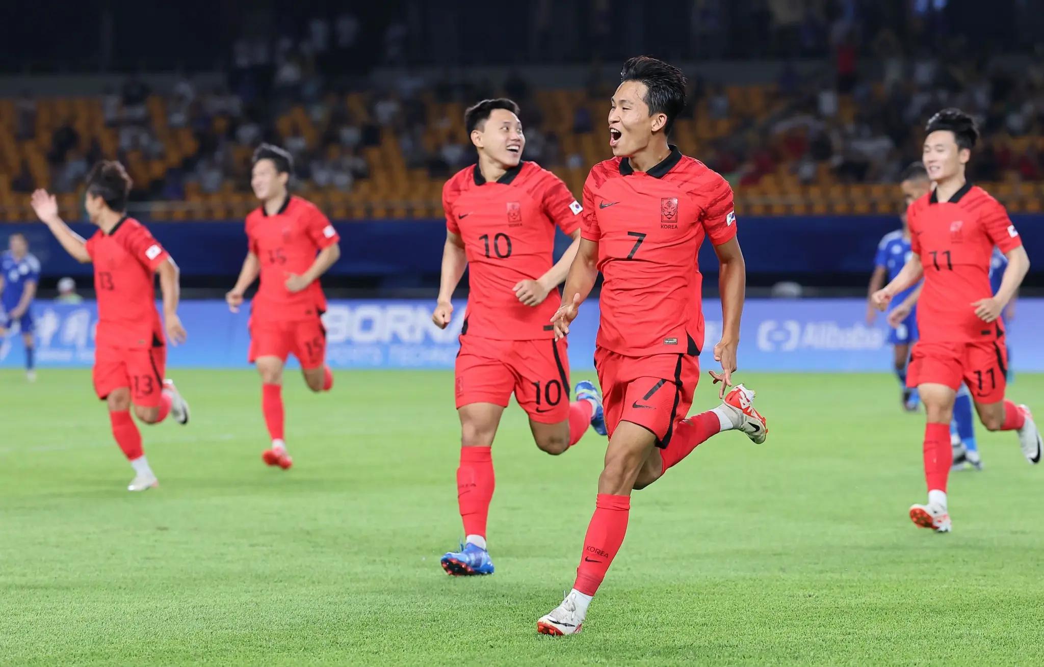 韩国男足轻取吉尔吉斯斯坦，与中国队决战1/4决赛