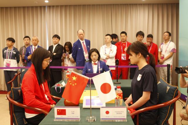 亚运围棋女团半决赛中国队2比1胜日本队涉险过关(3)