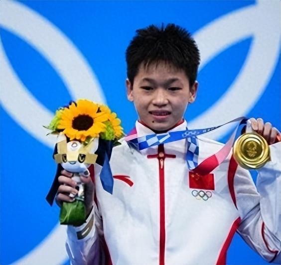 中国跳水双子星争霸赛：全红禅10米台得金，陈宇汐摘银(4)