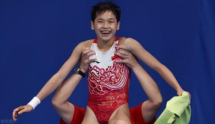 中国跳水双子星争霸赛：全红禅10米台得金，陈宇汐摘银(5)