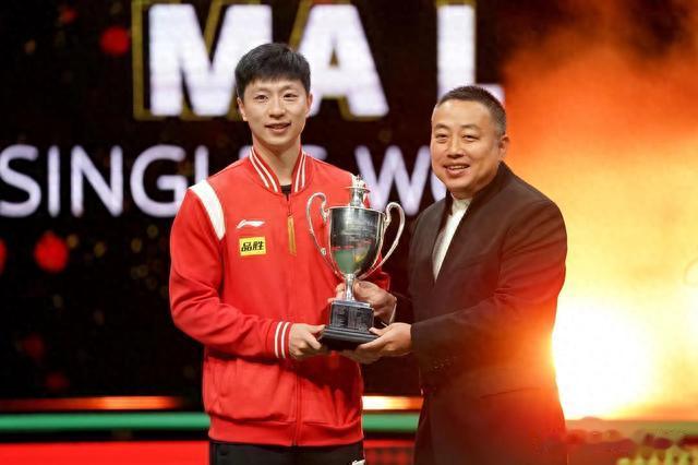大冷门！17岁天才少年战胜世界冠军夺冠！他是樊振东的最大对手！(3)